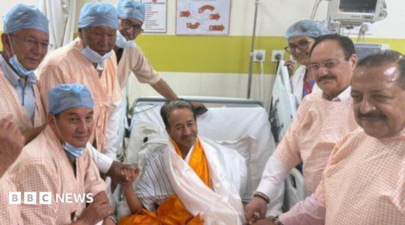 India activist ends hunger strike after 26 days