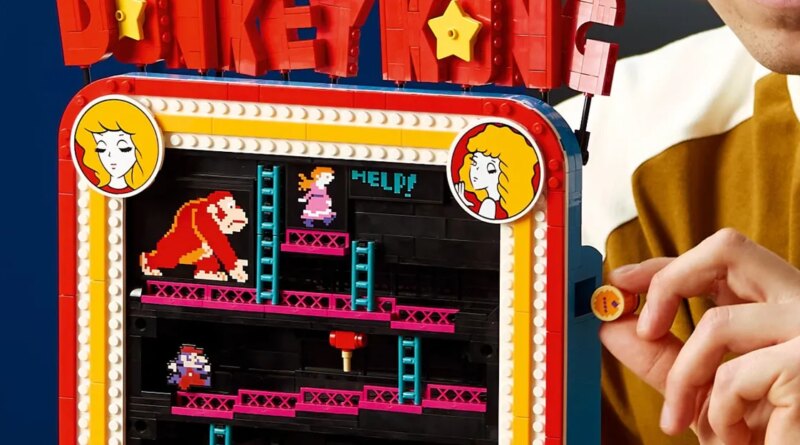 Lego’s Donkey Kong arcade machine lets Mario jump endless barrels — Miyamoto is reportedly happy