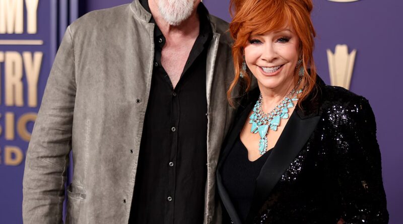 Why Reba McEntire, Rex Linn Haven’t Gotten Married Yet